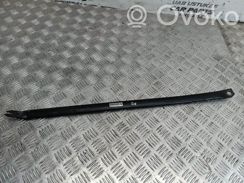 BMW 1 E81 E87 Sonstiges Einzelteil Motorraum 