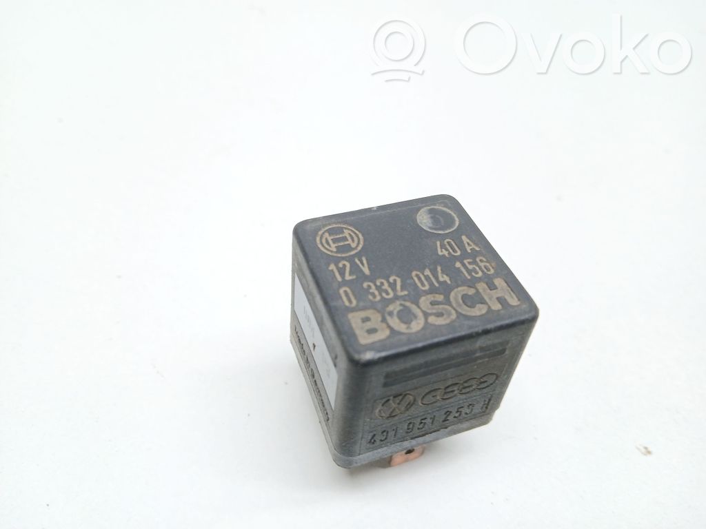 Audi 80 90 B3 Inne przekaźniki 