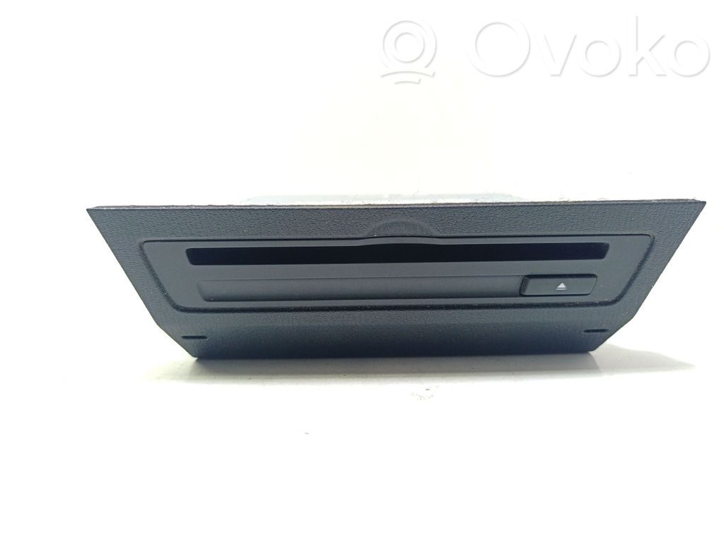 Mazda CX-3 CD/DVD changer 