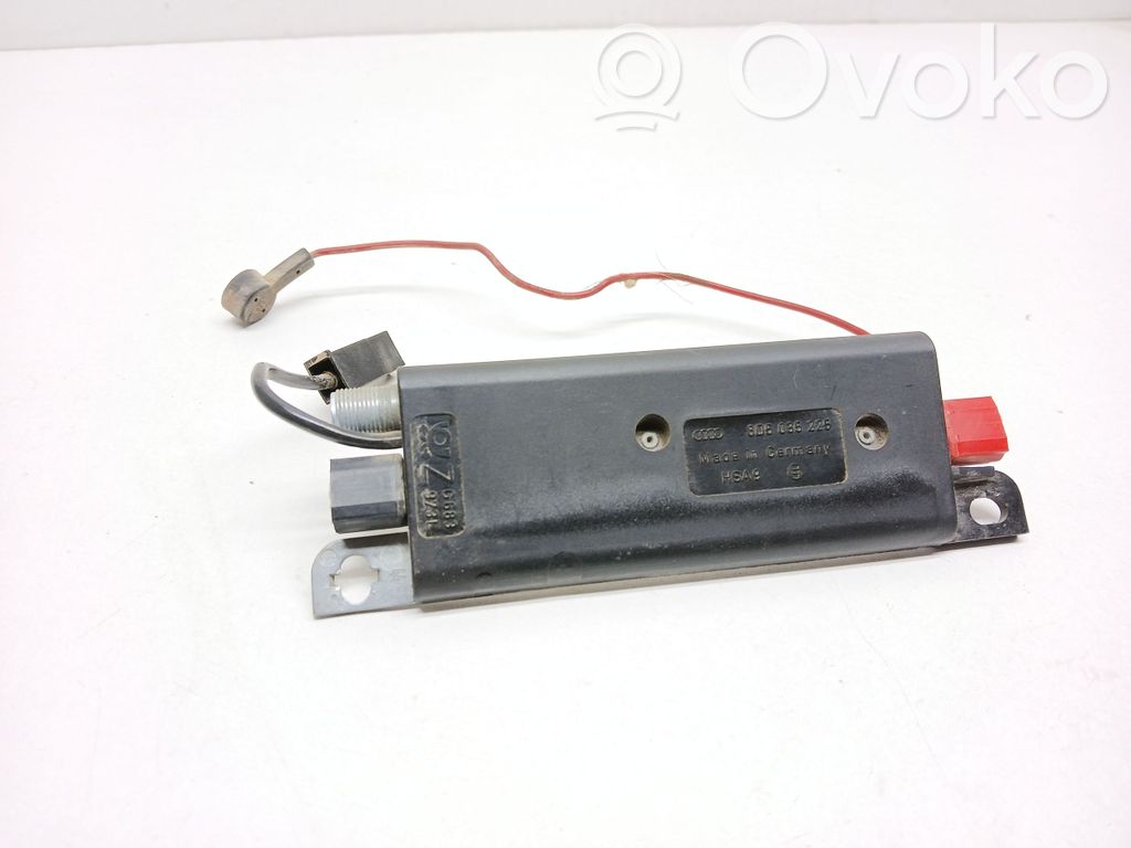 Audi A4 S4 B5 8D Pystyantennivahvistin 
