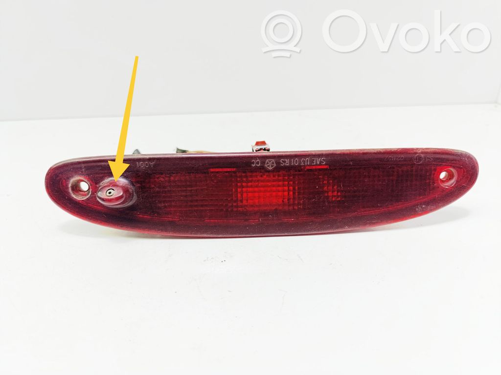 Chrysler Grand Voyager IV Third/center stoplight 
