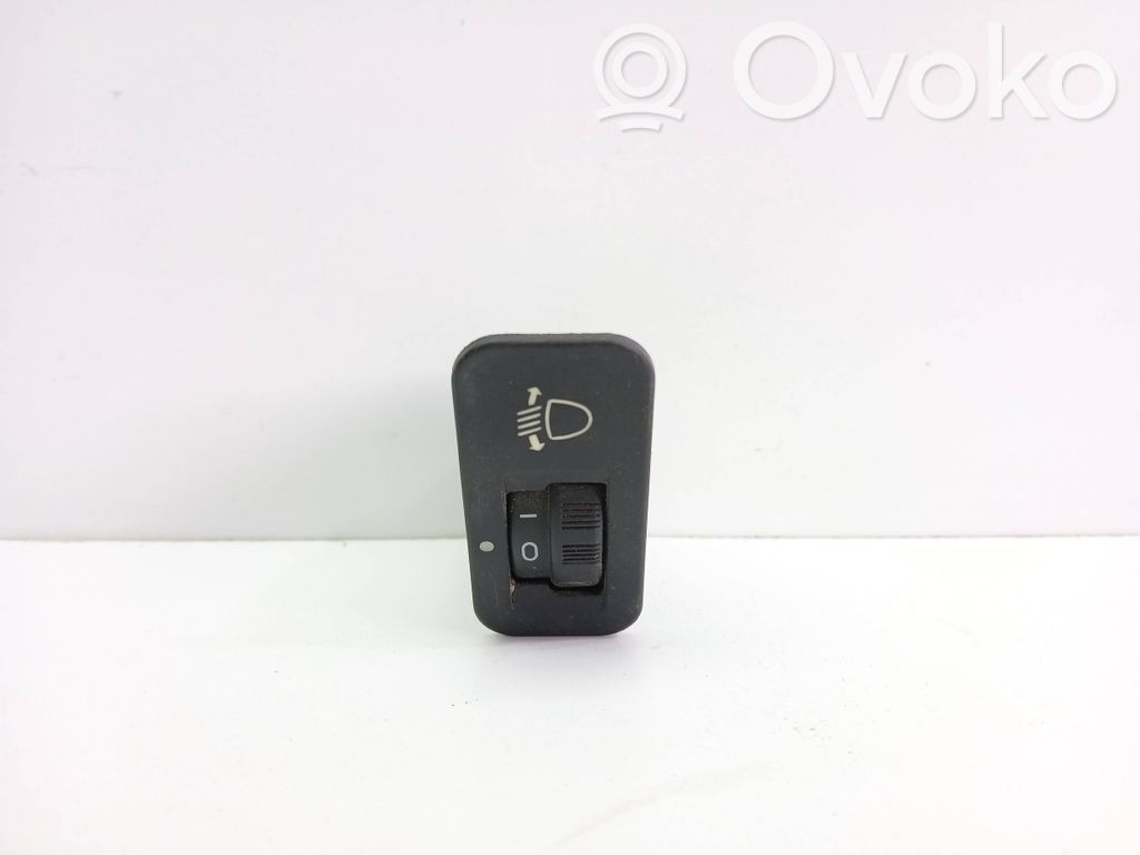 Peugeot 206 Headlight level height control switch 