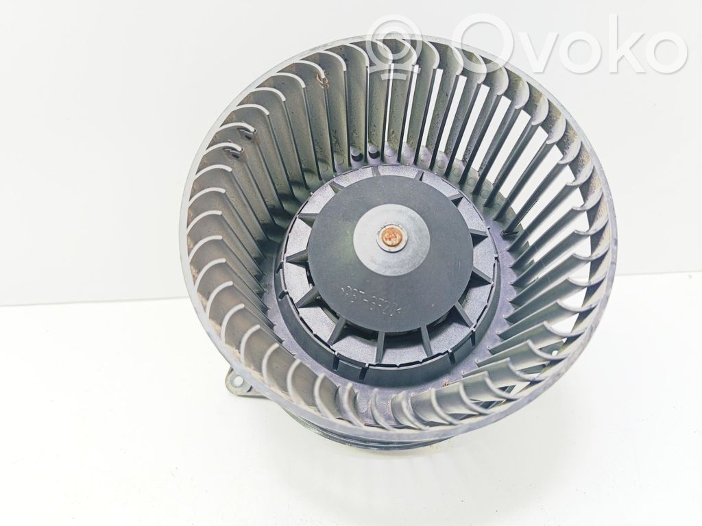 Ford Mondeo Mk III Mazā radiatora ventilators 