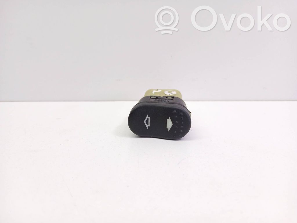 Ford Focus Electric window control switch 