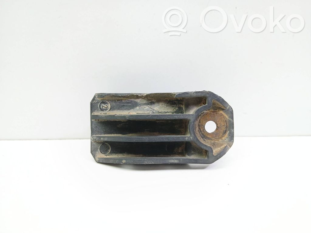 BMW 5 E39 Radiator support slam panel bracket 