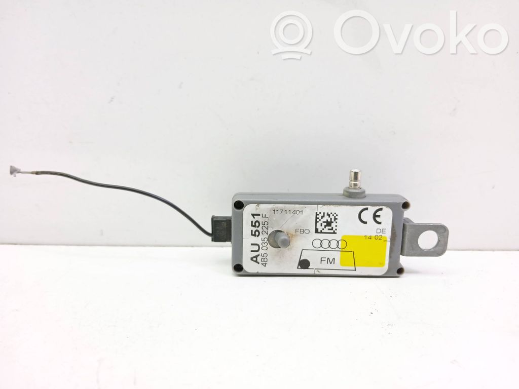 Audi A6 S6 C5 4B Antenos stiprintuvas 