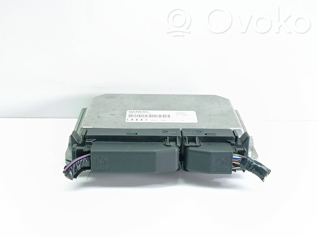 Audi A4 S4 B5 8D Engine control unit/module 
