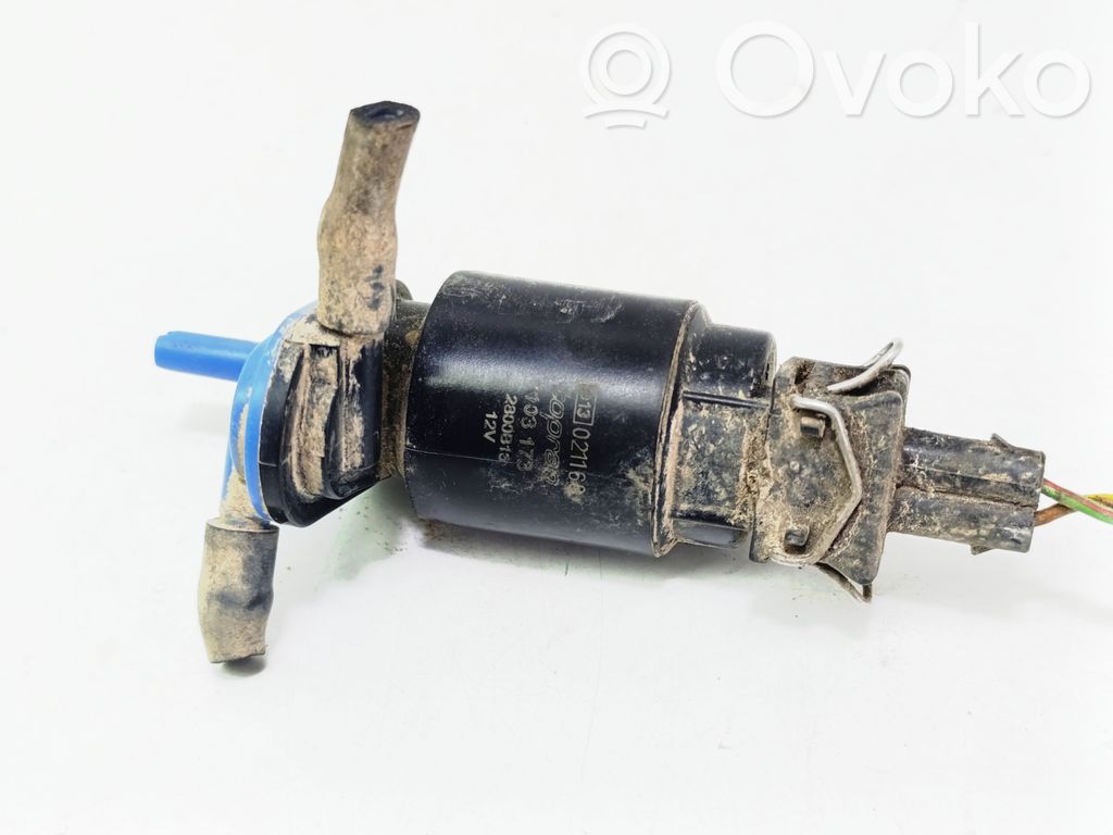 Seat Alhambra (Mk1) Windscreen/windshield washer pump 