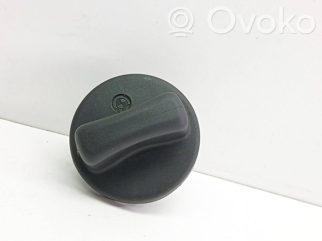 BMW 5 E39 Fuel tank filler cap 