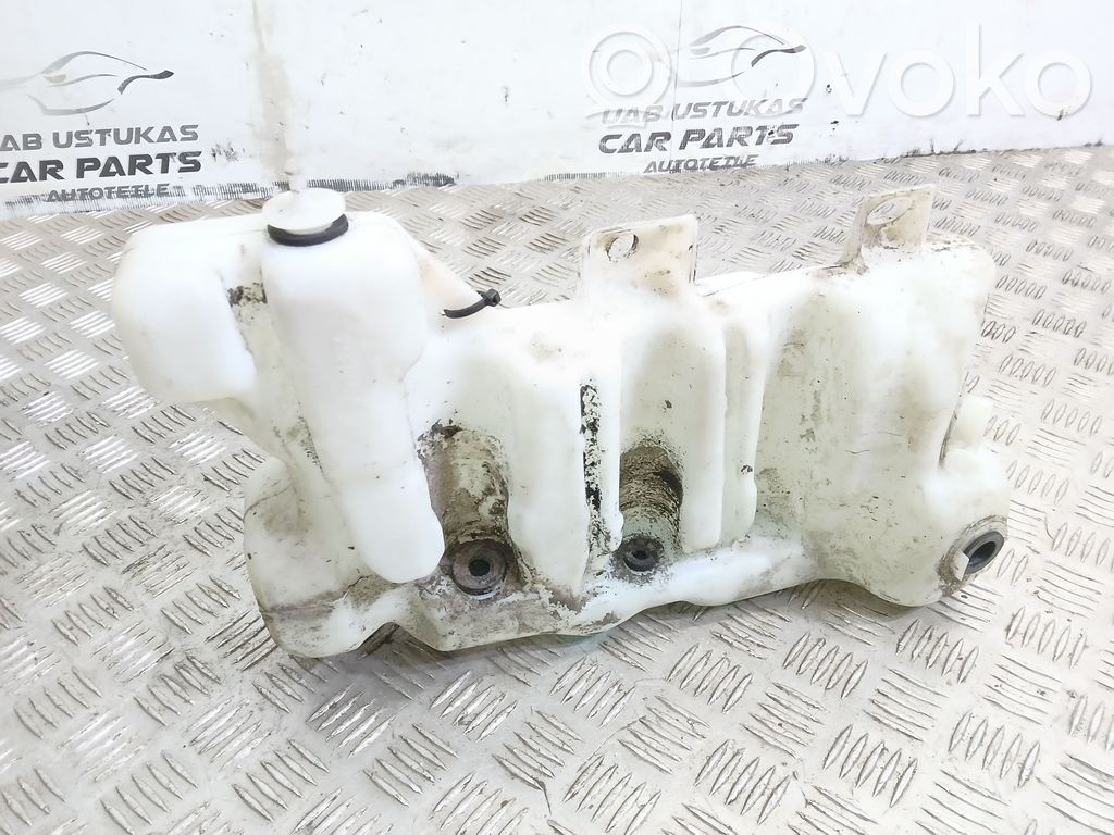 BMW 5 E39 Logu šķidruma tvertne 