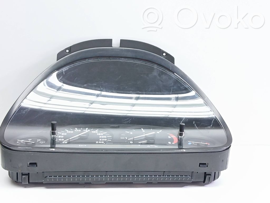 BMW 5 E39 Speedometer (instrument cluster) 