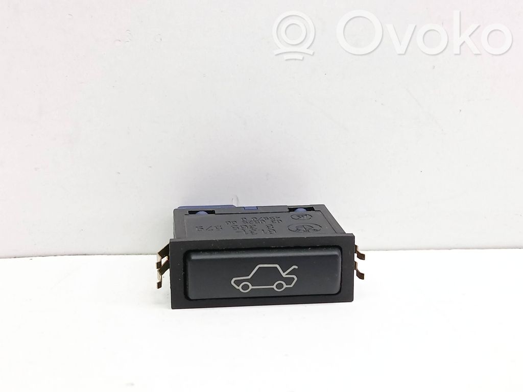 BMW 5 E39 Tailgate opening switch 