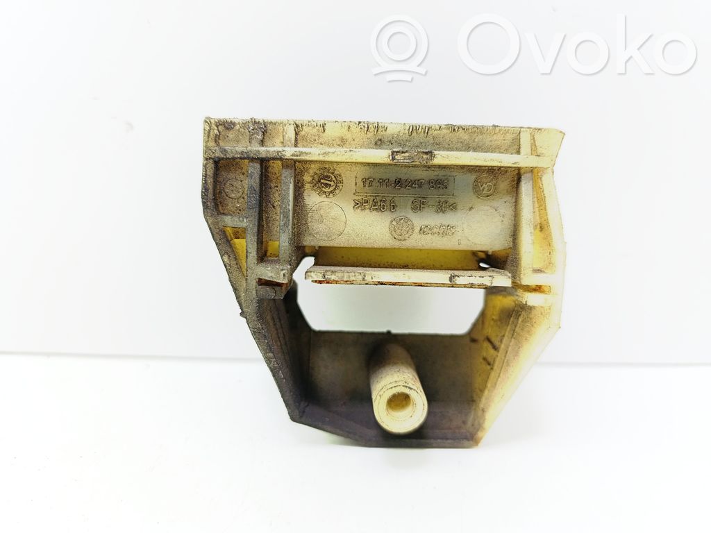 BMW 5 E39 Fixation de radiateur 
