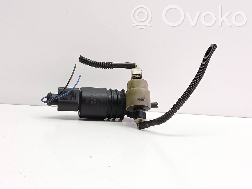 Audi A4 S4 B7 8E 8H Pompă spălător parbriz 