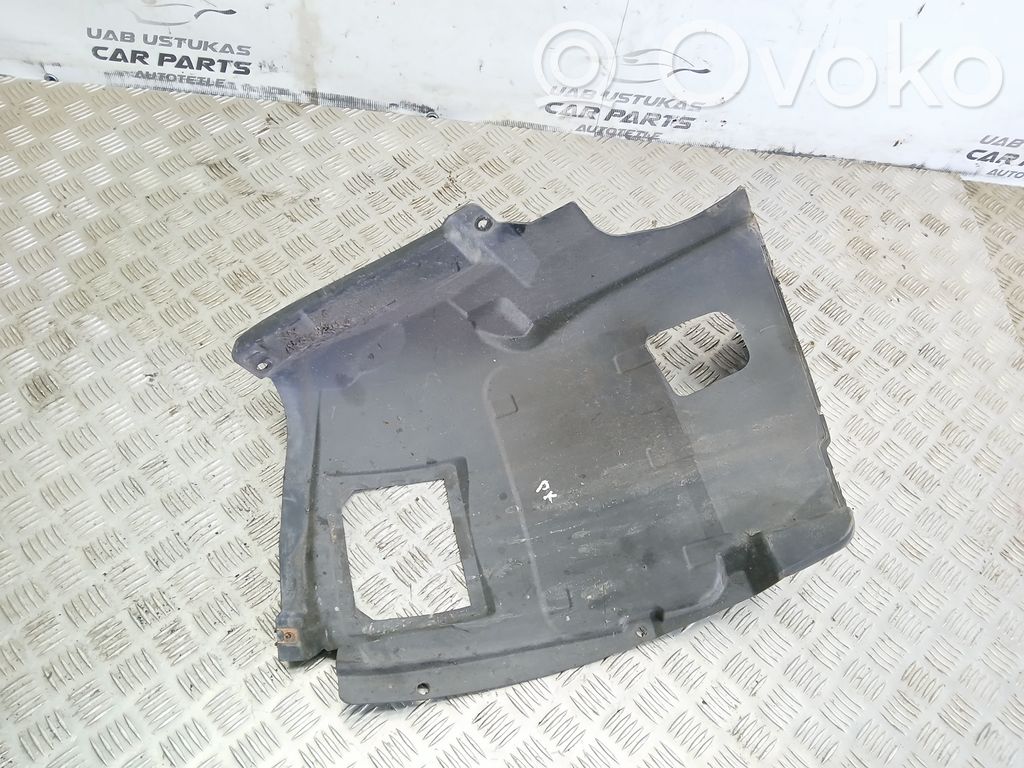 BMW 1 E82 E88 Pare-boue passage de roue avant 