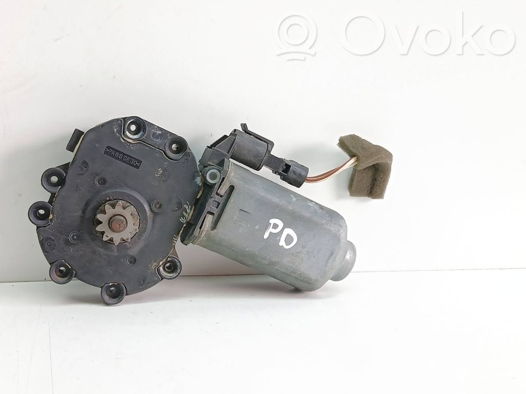 Renault Laguna I Silnik regulatora szyby drzwi przednich 