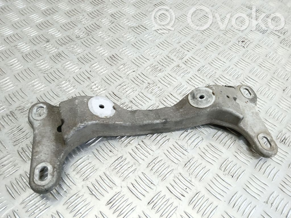 BMW 1 E82 E88 Gearbox mounting bracket 