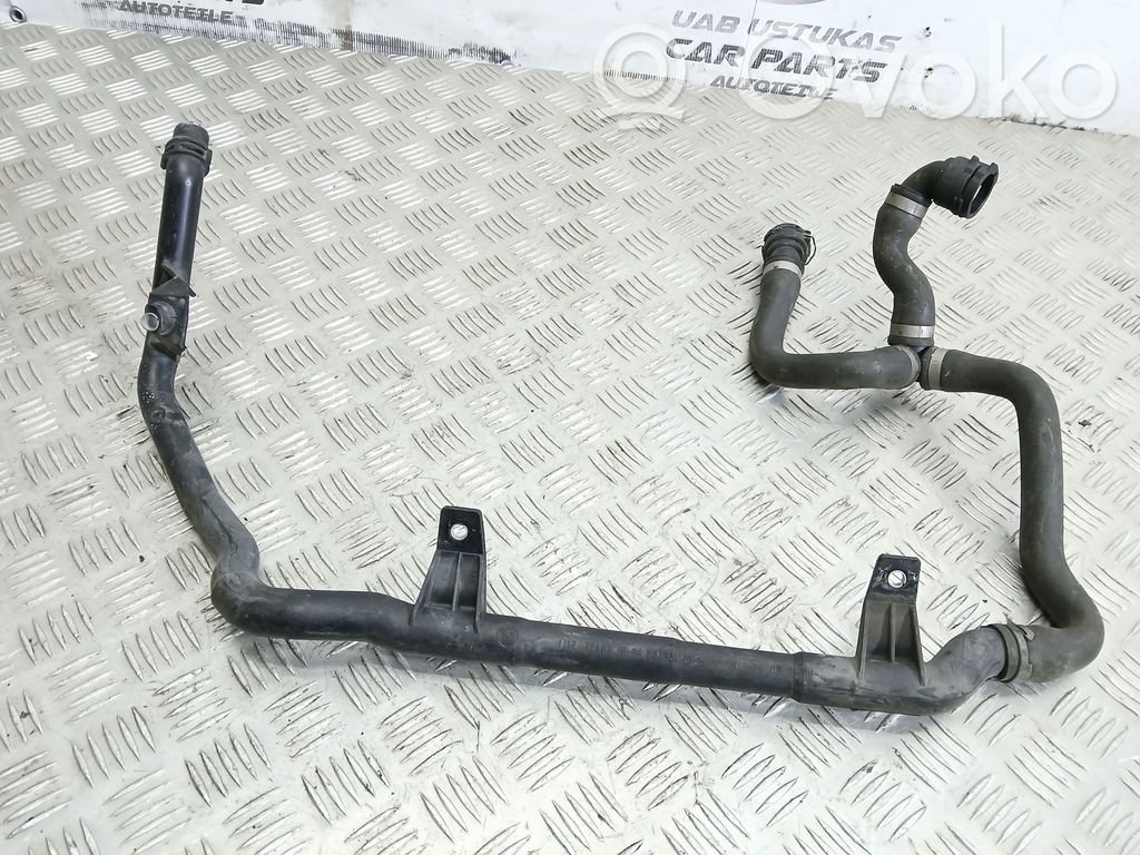 BMW 1 E82 E88 Engine coolant pipe/hose 