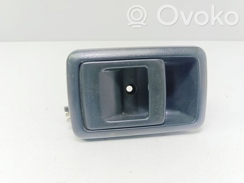 Toyota Corolla E90 Manecilla interna puerta delantera 