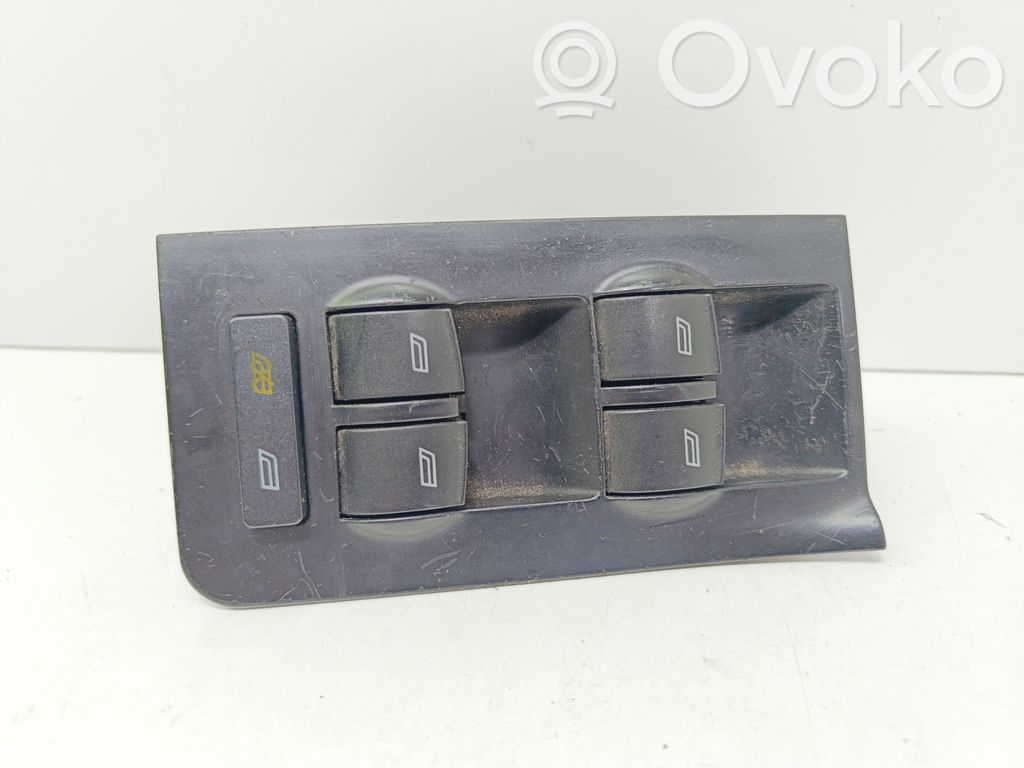 Przyciski szyb   4B0959851