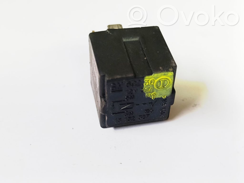 Opel Meriva A Muu rele 