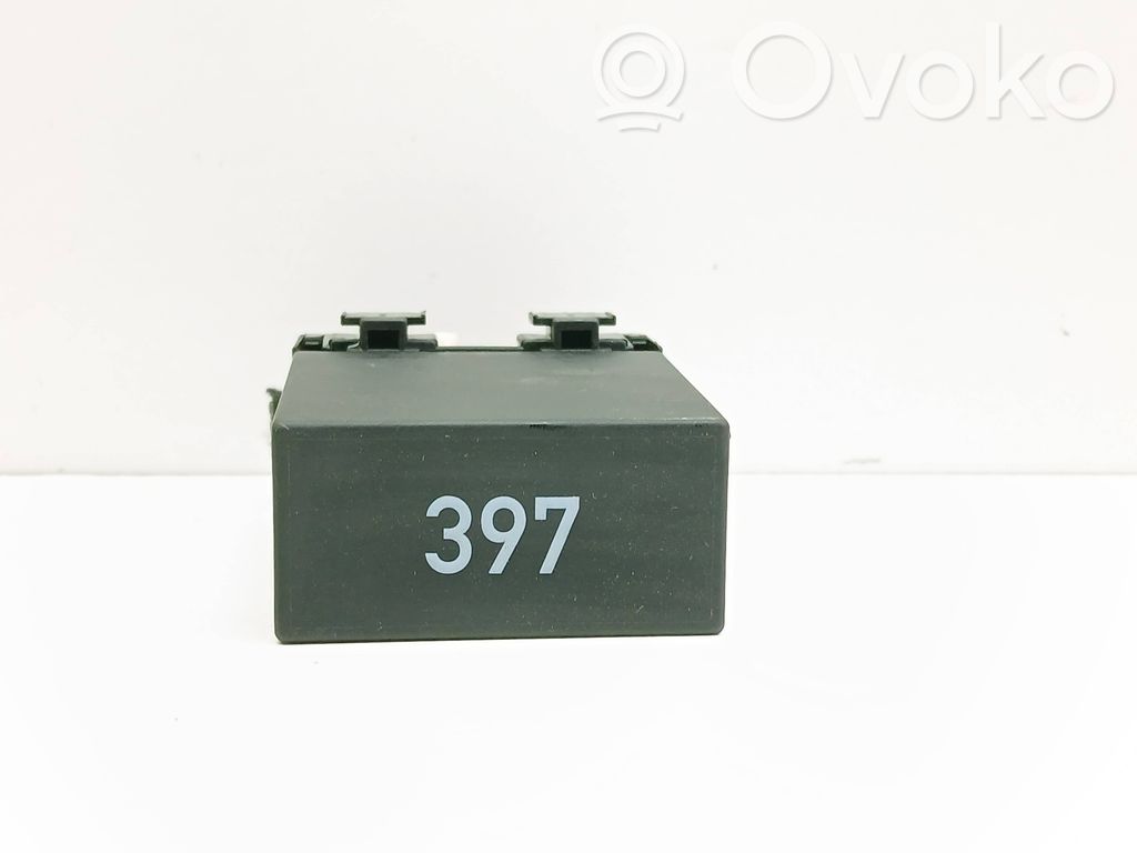Audi A4 S4 B5 8D Otros relés 
