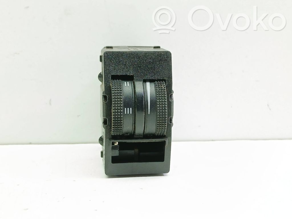Audi A3 S3 8L Headlight level height control switch 