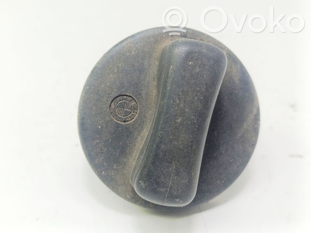 BMW 5 E39 Fuel tank filler cap 