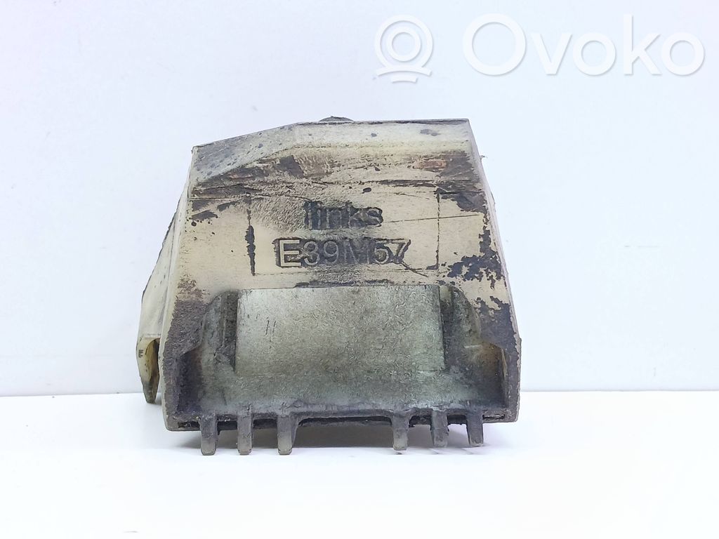 BMW 5 E39 Fixation de radiateur 