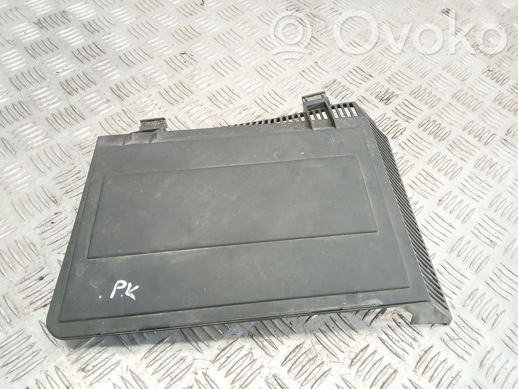 Cabin air micro filter cap   8379627
