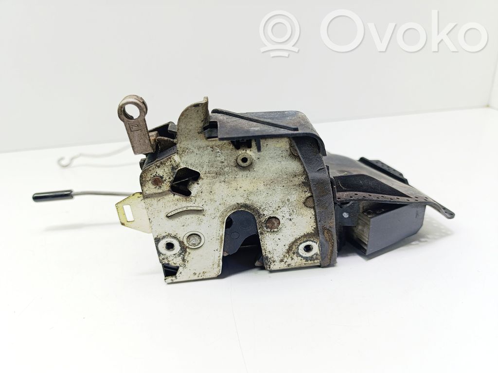 BMW 5 E39 Front door lock 