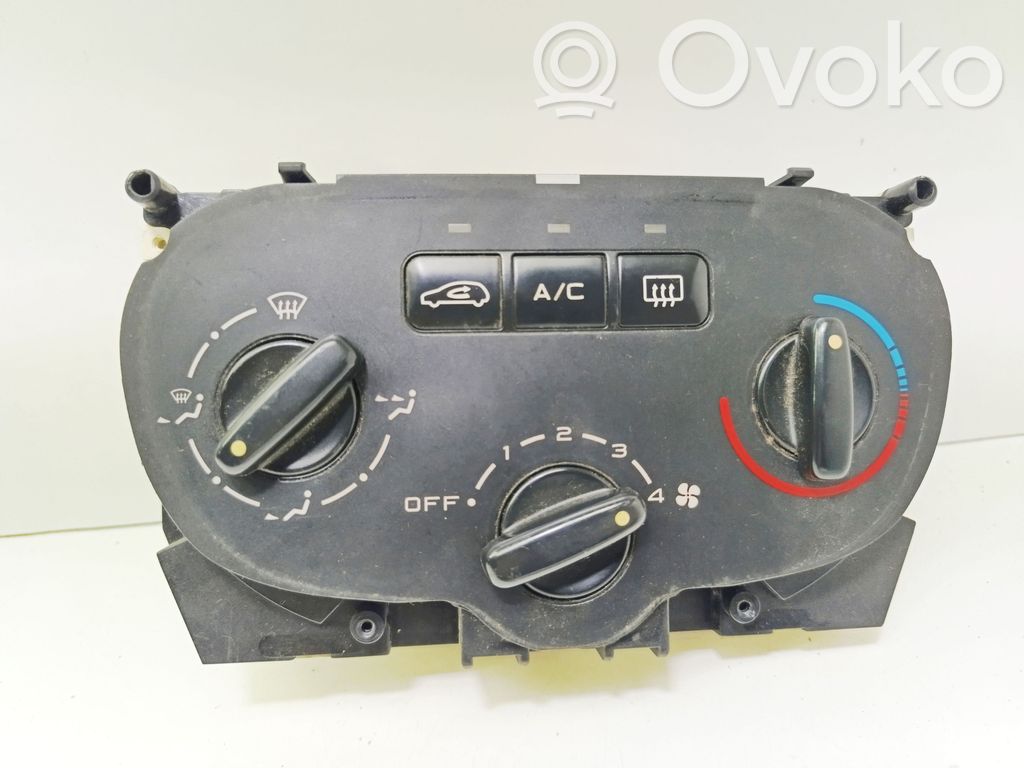 Peugeot 307 Climate control unit 