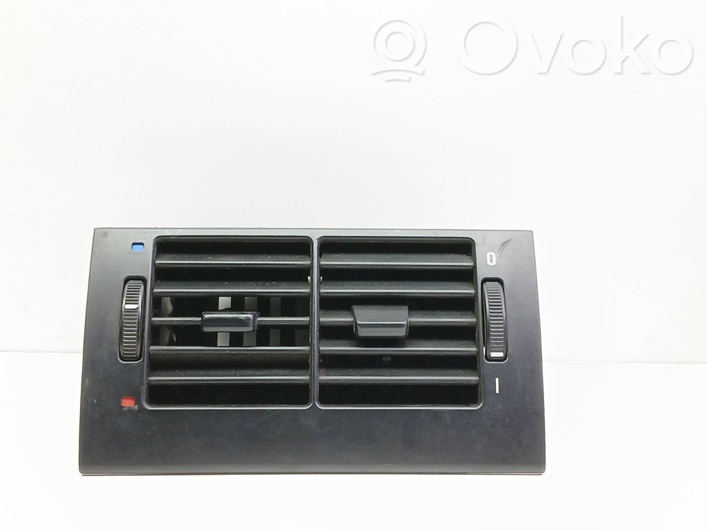 BMW 5 E39 Rear air vent grill 