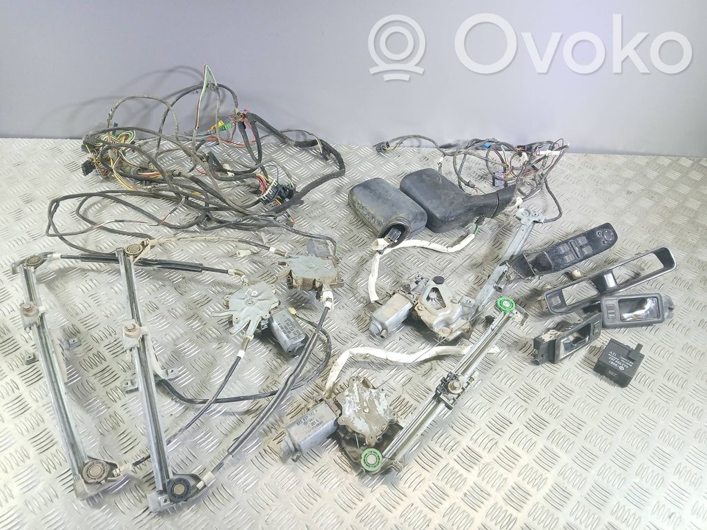 Audi 80 90 B3 Front door window regulator with motor 