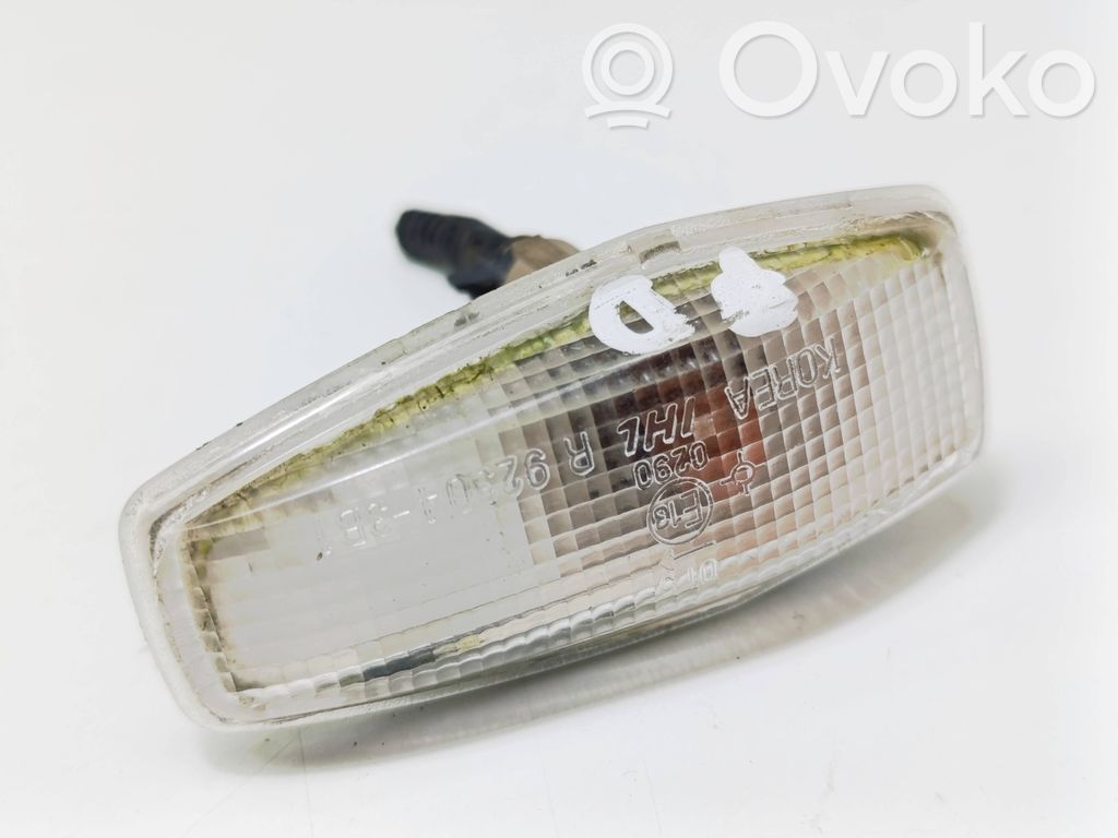 KIA Carens I Front fender indicator light 