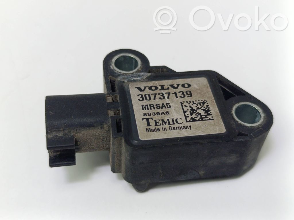Volvo V50 Airbagsensor Crashsensor Drucksensor 