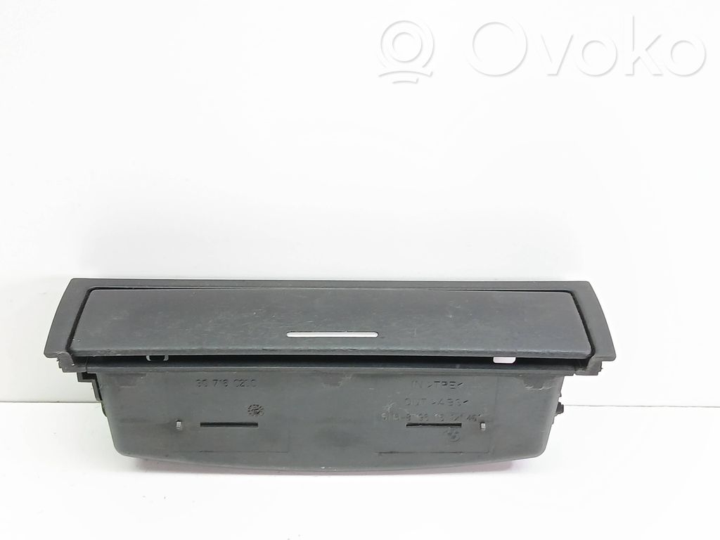 BMW 3 E46 Daiktadėžė 