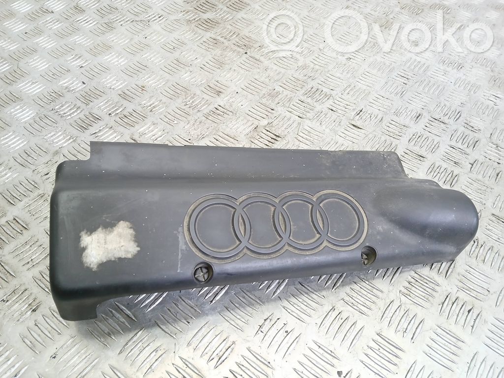 Audi A4 S4 B5 8D Motorabdeckung 