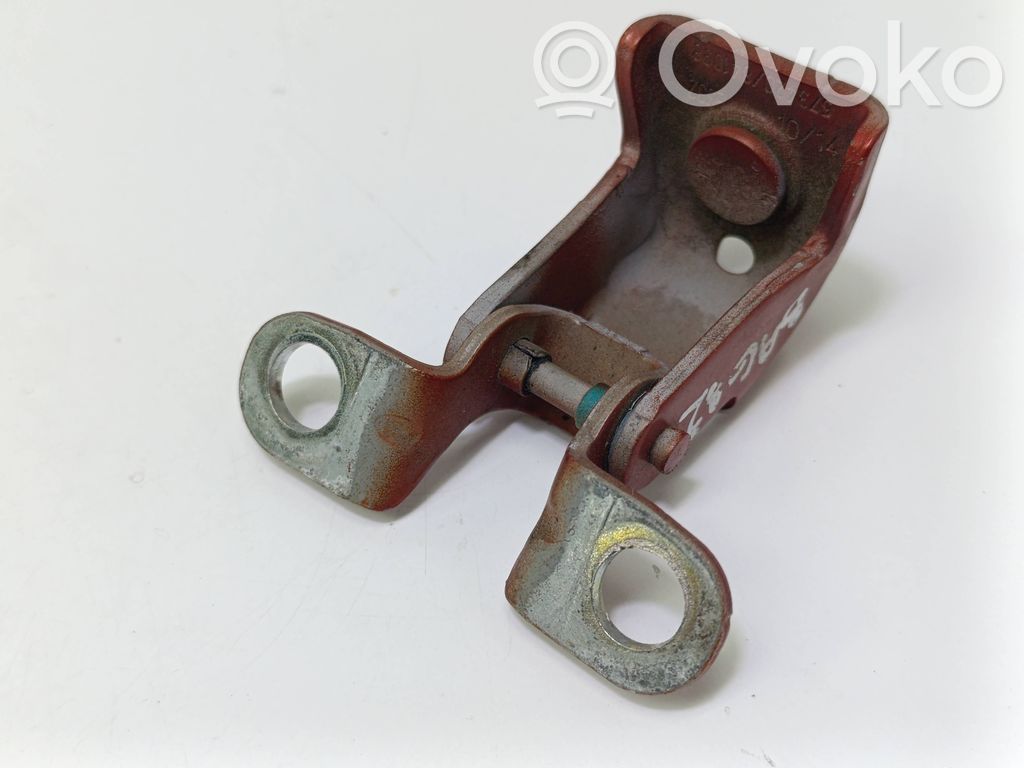 Peugeot 2008 I Tailgate/trunk/boot hinge 