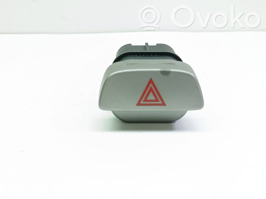 Botón interruptor de luz de peligro   8M5T13A350AB