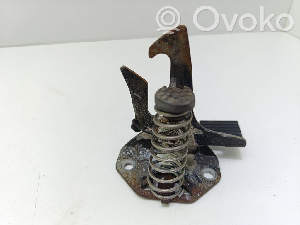 Engine bonnet/hood lock/catch