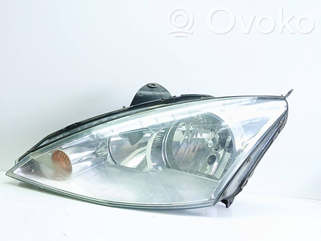 Ford Focus Headlight/headlamp 