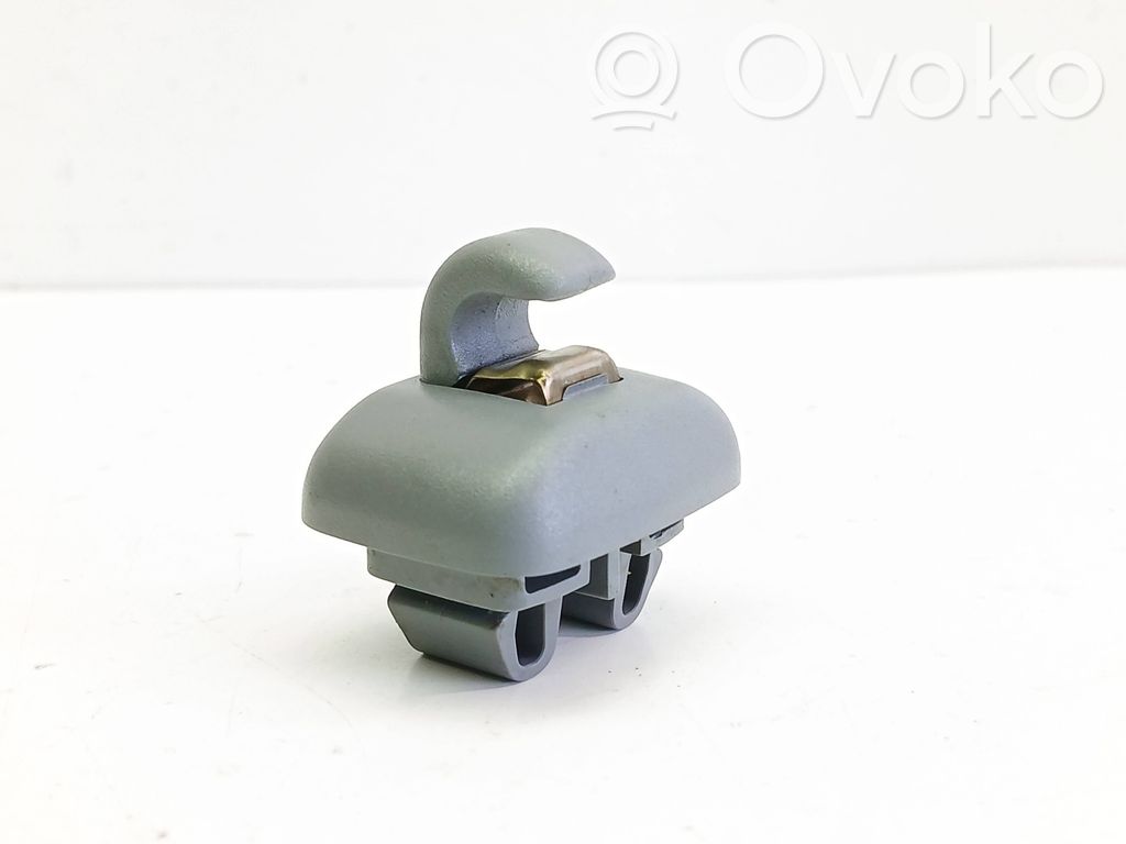 Clip/gancio/supporto per aletta parasole