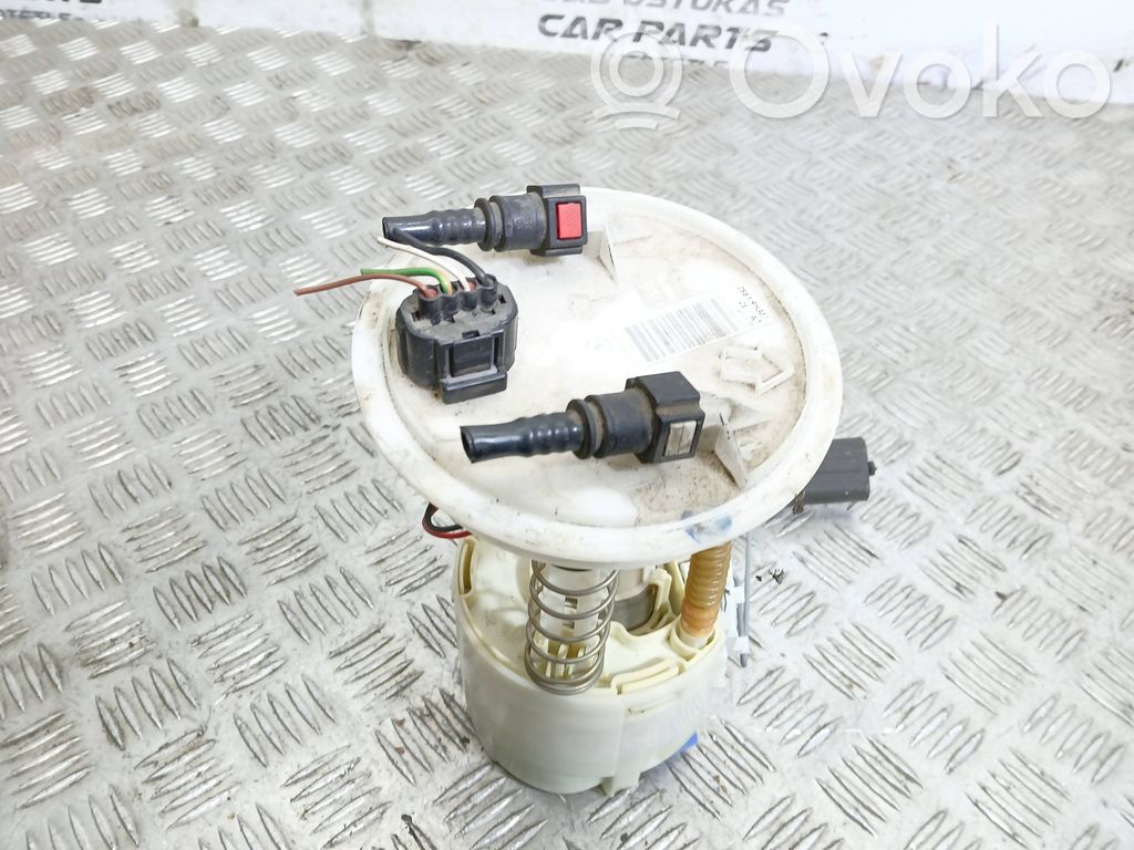 Ford Fiesta Pompa paliwa w zbiorniku 