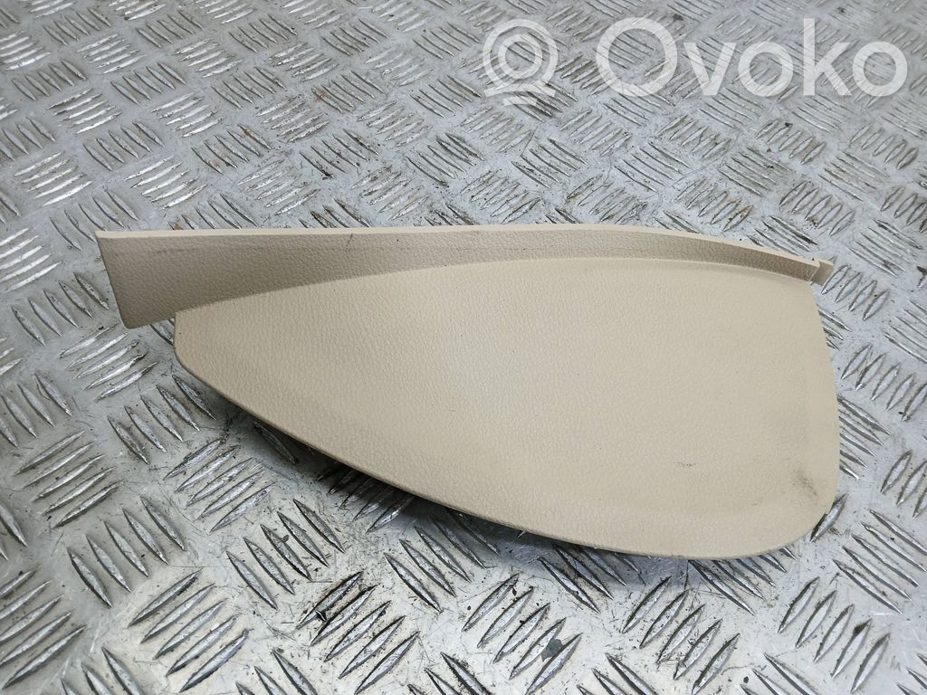 Capac lateral panou bord   6958799,6958802