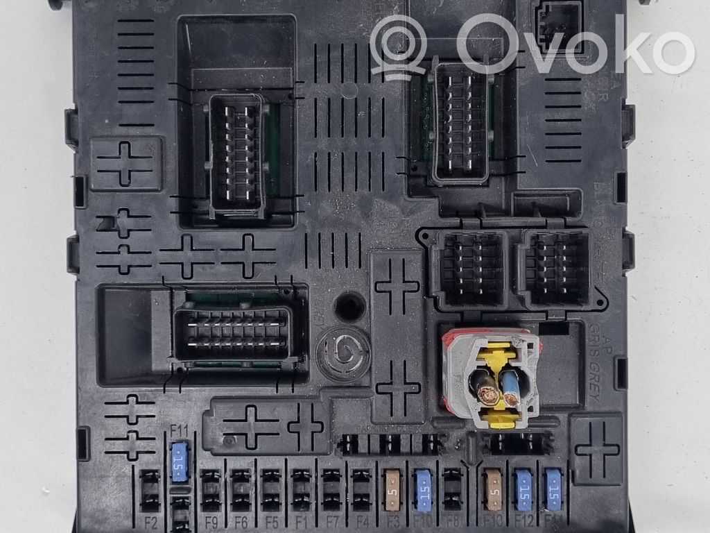 Citroen C6 Mukavuusmoduuli 