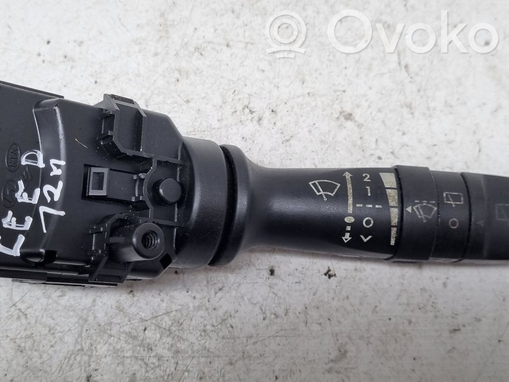 KIA Pro Cee'd I Wiper control stalk 