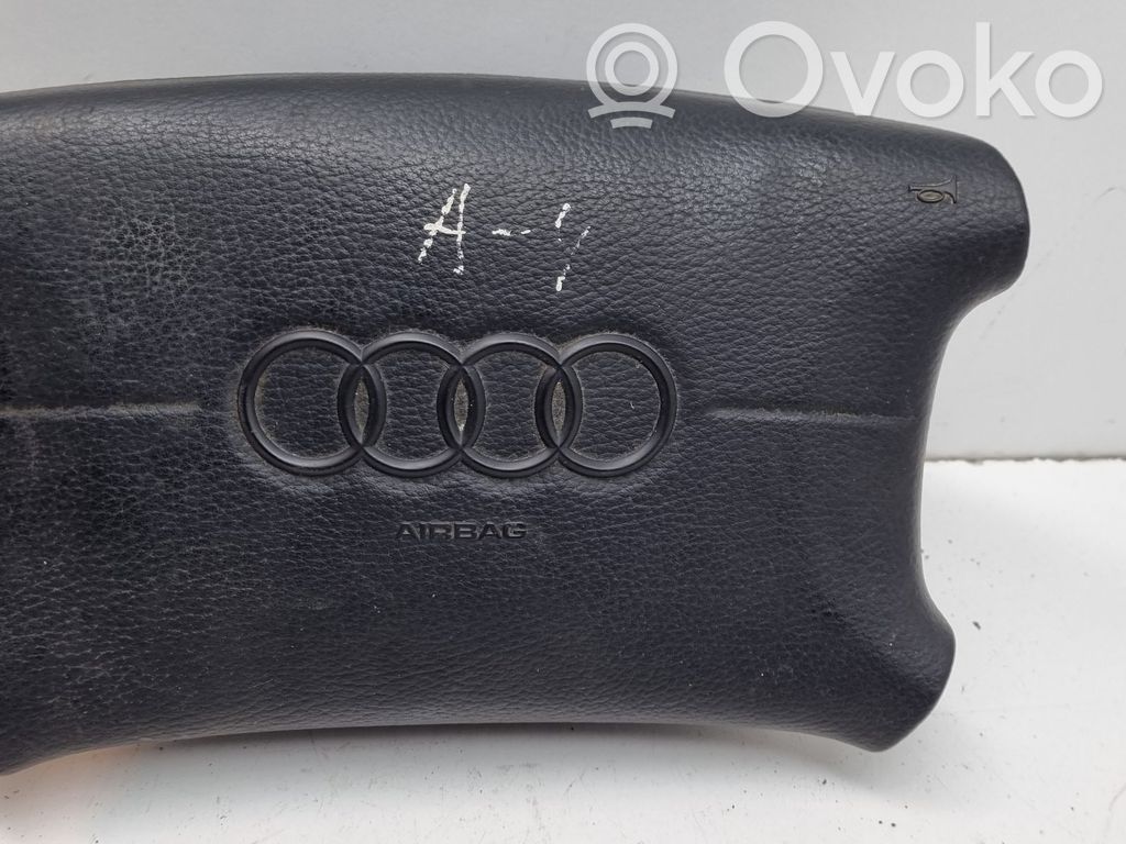 Audi A4 S4 B5 8D Vairo oro pagalvė 