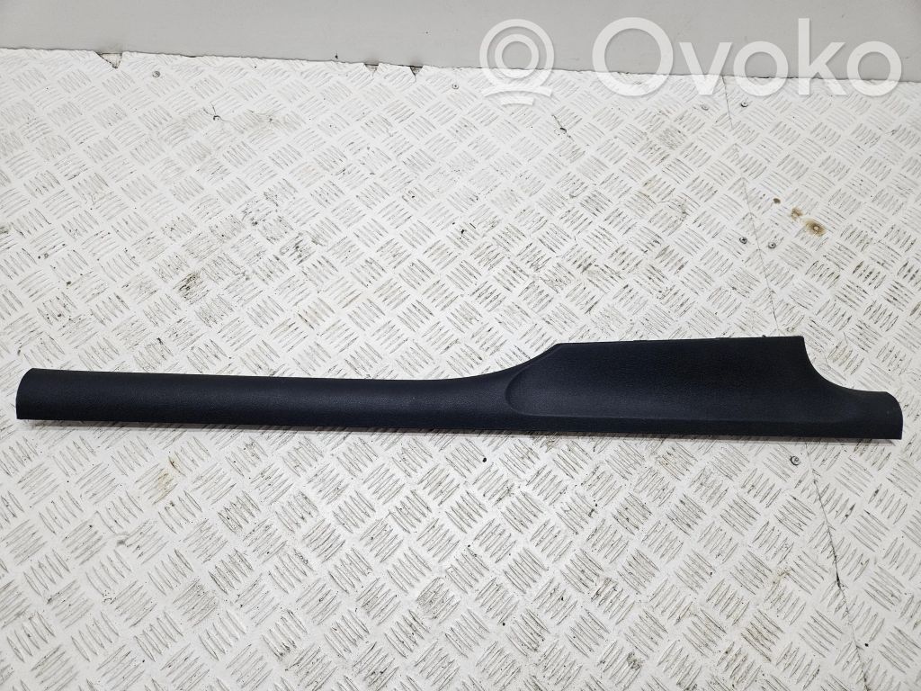 Audi A1 Etuoven kynnyksen suojalista 