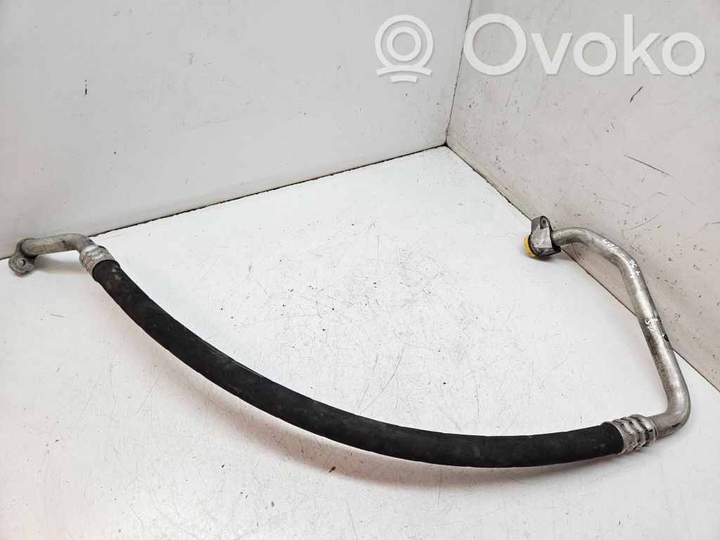 BMW 7 F01 F02 F03 F04 Gaisa kondicioniera caurulīte (-es) / šļūtene (-es) 